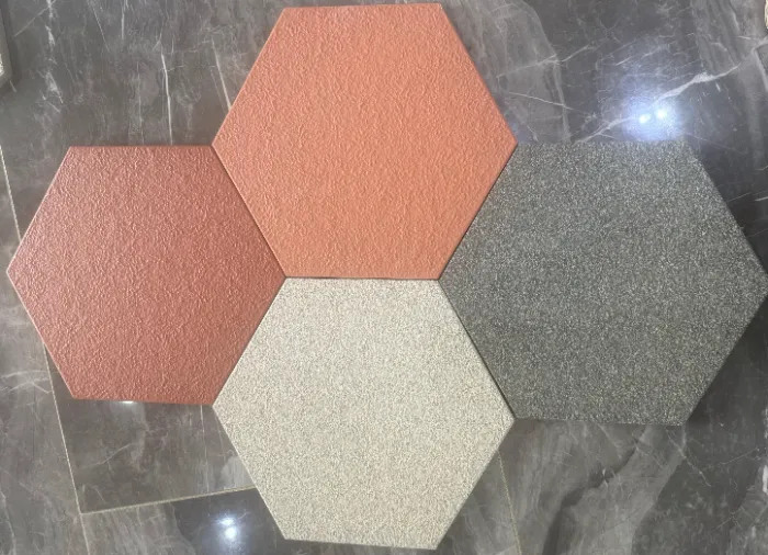 Beata Ceramics'ten Yeni Lansman: Altıgen Çevreci Parke Taşları, Doğal Dizinin Güzelliği